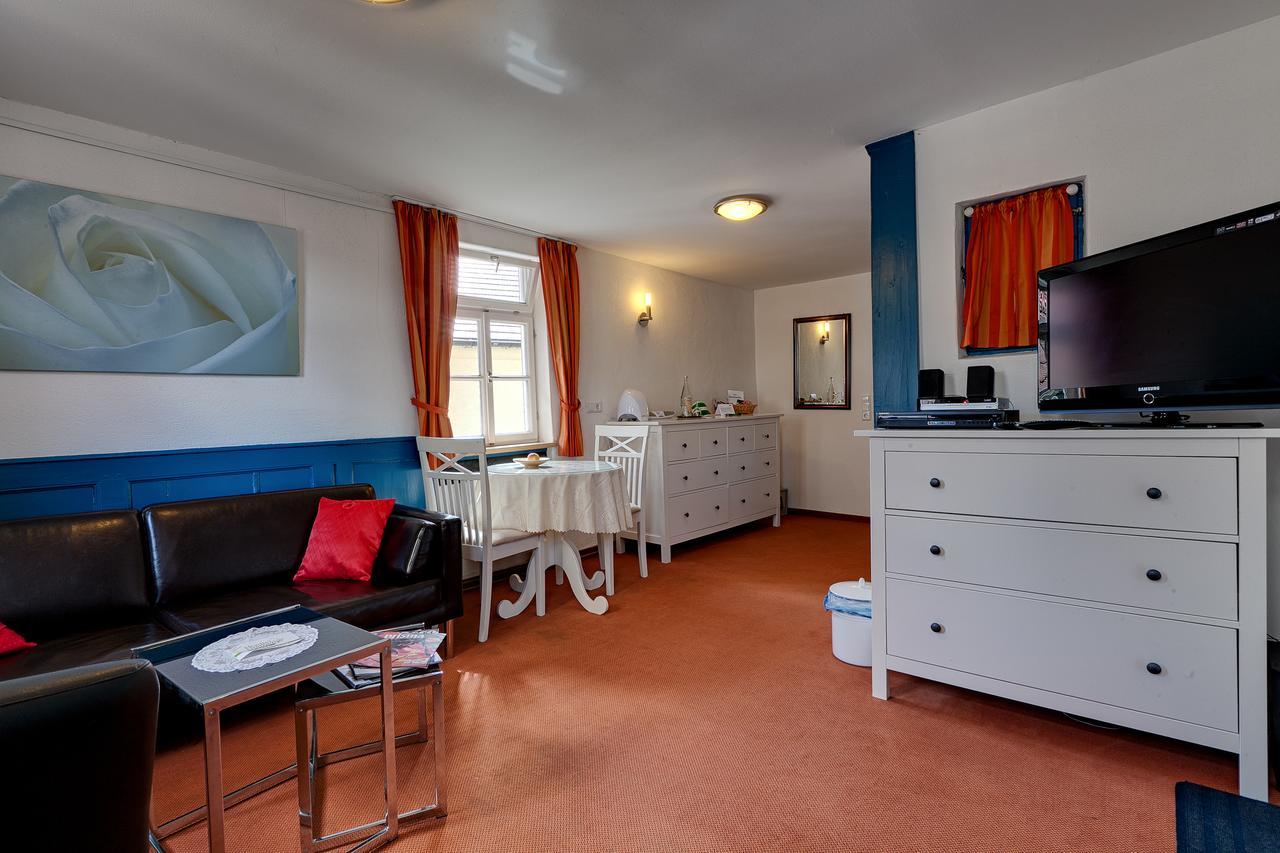 Hotel Kleine Radlerherberge Möckmühl Exteriör bild