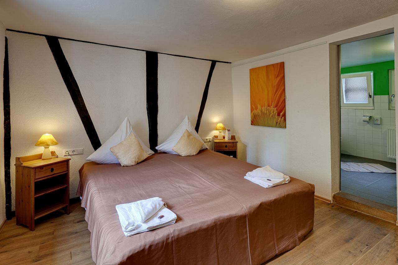 Hotel Kleine Radlerherberge Möckmühl Exteriör bild