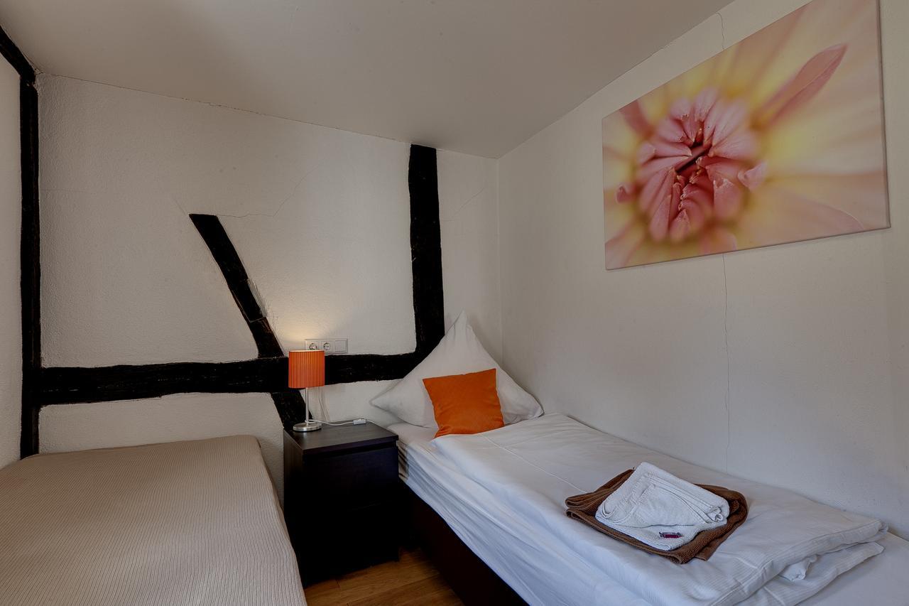 Hotel Kleine Radlerherberge Möckmühl Exteriör bild
