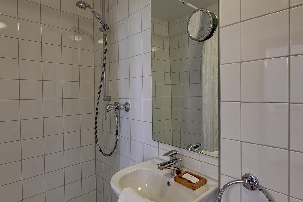 Hotel Kleine Radlerherberge Möckmühl Exteriör bild