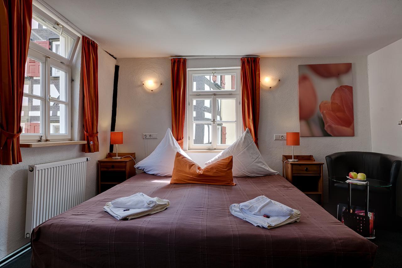 Hotel Kleine Radlerherberge Möckmühl Exteriör bild